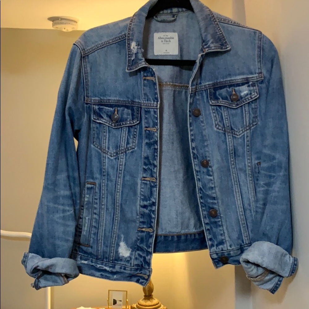 Abercrombie & Fitch distressed denim jacket